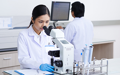 Biotechnician working in lab